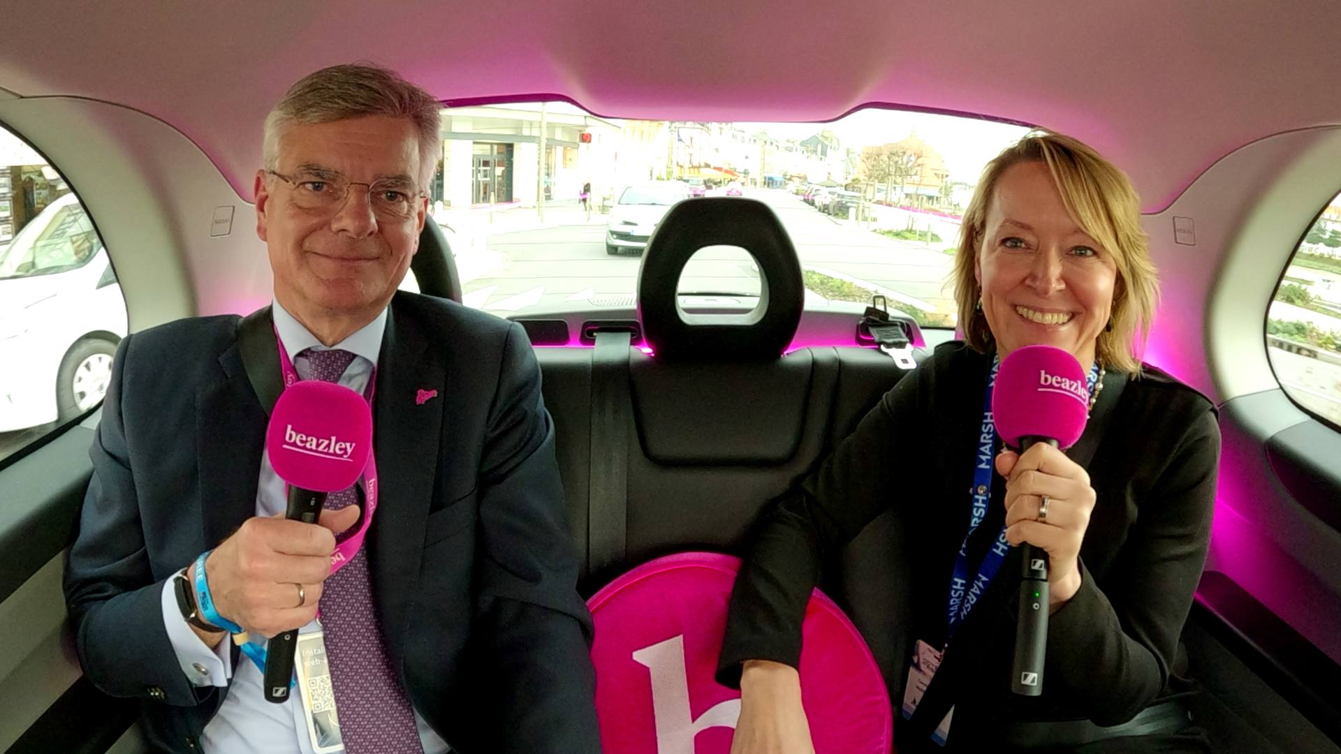 Taxi ITW Beazley x Marsh 2