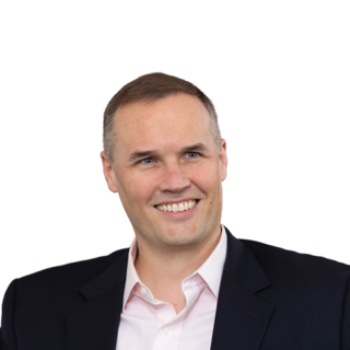 Headshot of Greg Dunn