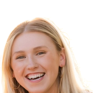 Headshot of Maggie Stewart