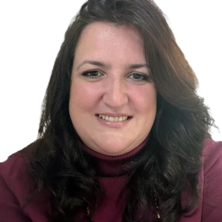 Headshot of Tamara Snowdon